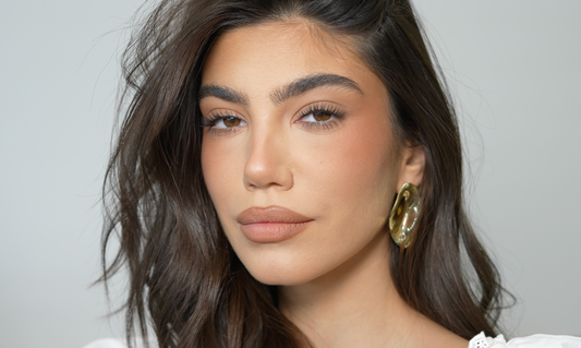 9 & Co Lip Liner — Shade "Form 001"